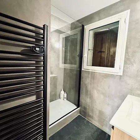 Cozy For 4 People In Allos, Ground Floor Of * Allos
